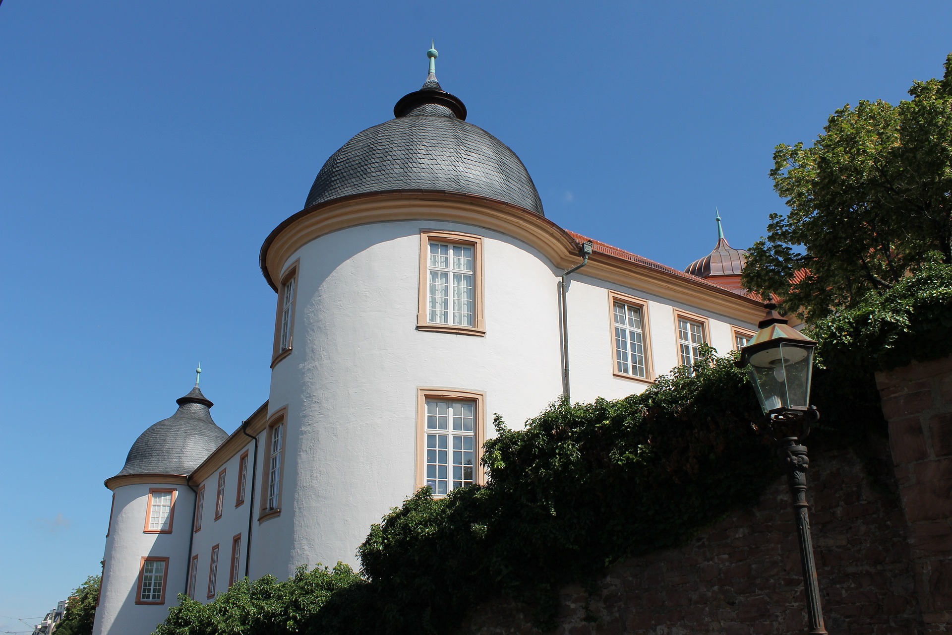 Schloss Ettlingen, Immobilien Ettlingen