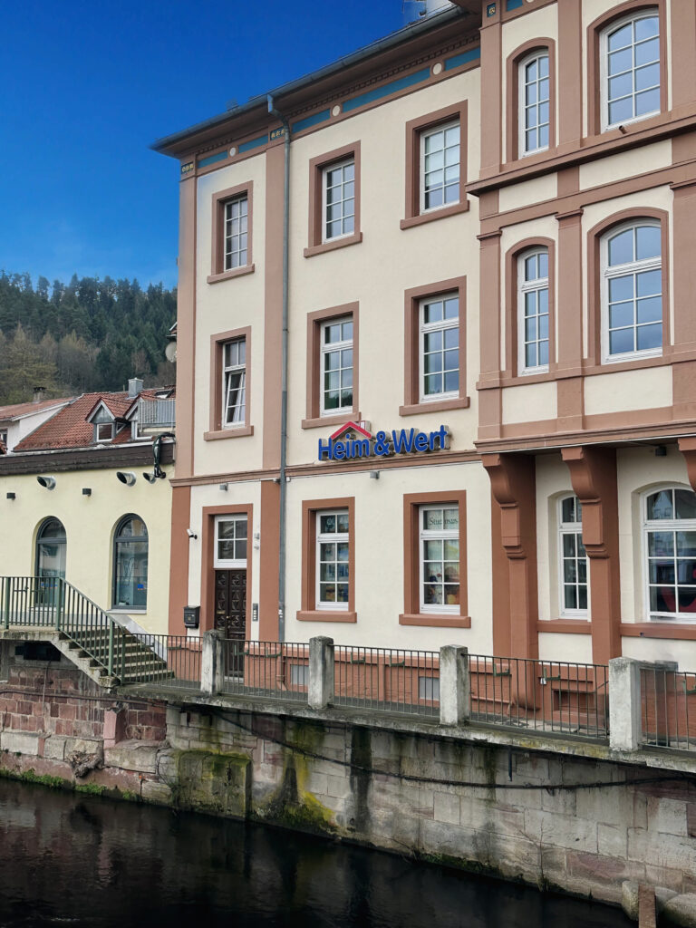 Immobilienmakler Heim & Wert in Gernsbach
