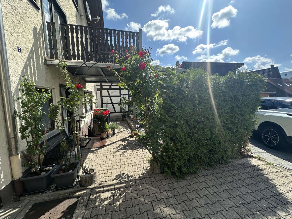 482 Aussenansicht Eingangsbereich
