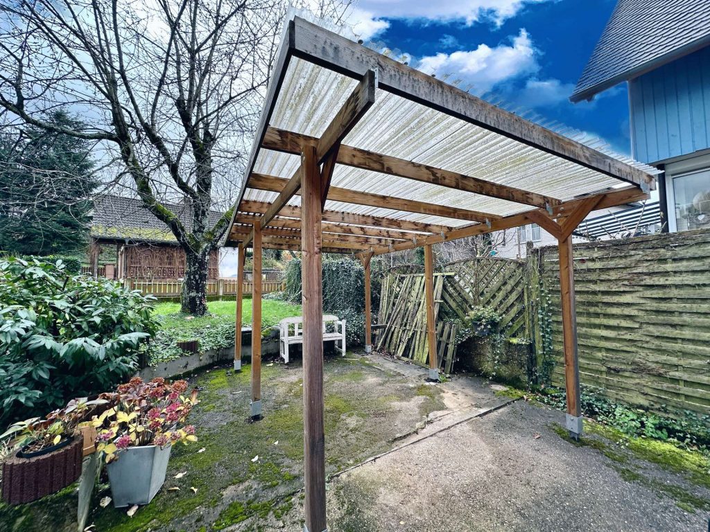 436 Carport