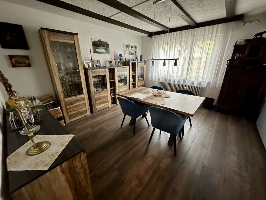 436 Wohnzimmer