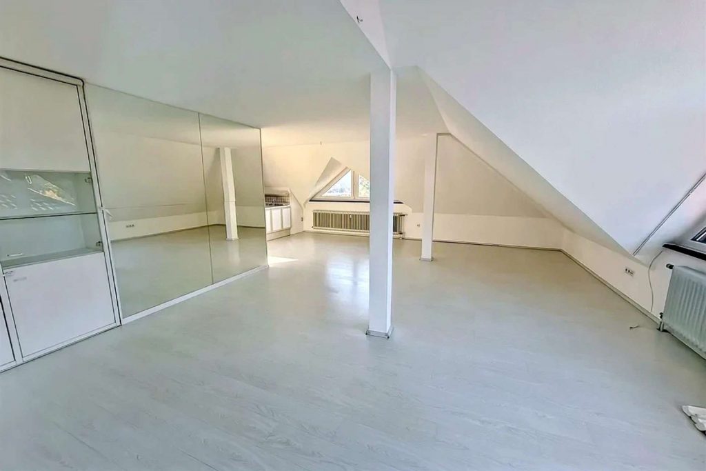 070-5 Wohnzimmer