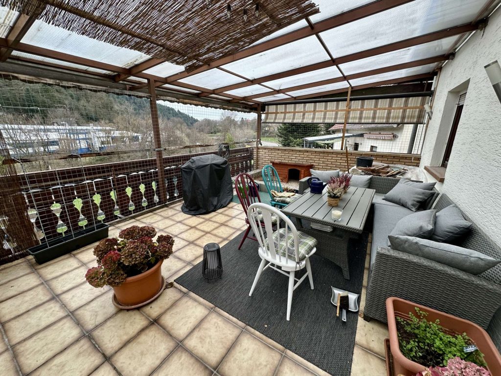 447 EG Terrasse überdacht