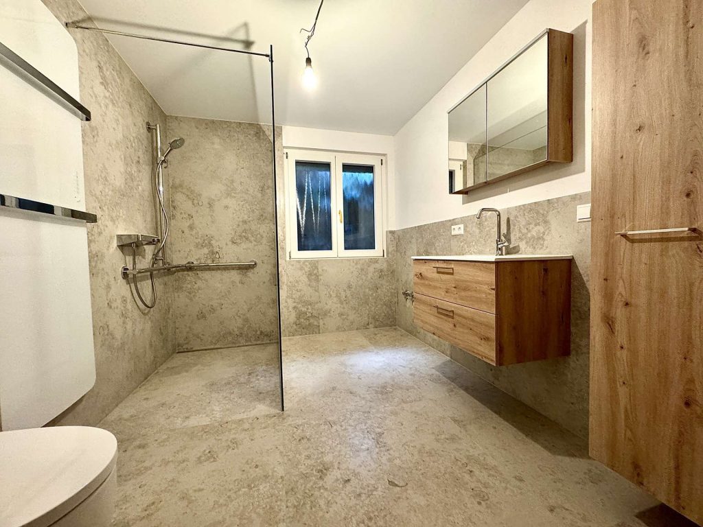 Badezimmer I