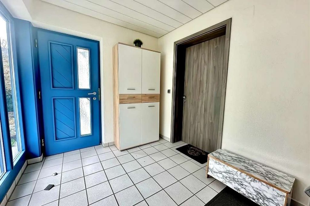 470 Eingangsbereich Wohnungstür