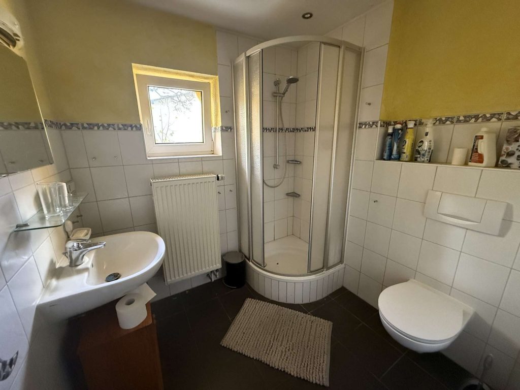 534 EG Badezimmer