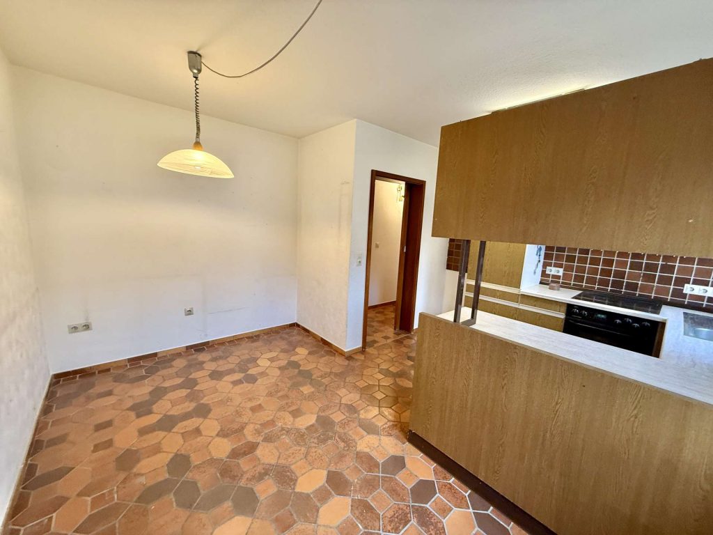 462 EG Esszimmer mit Küche