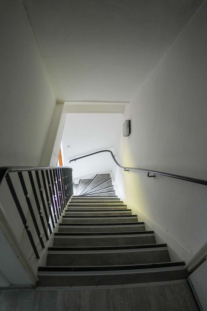 Treppenabgang zum EG