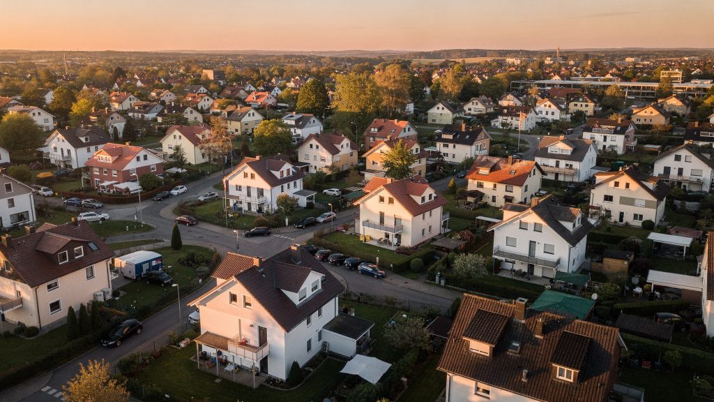 Schafft regionalen Kontext (Rheinstetten/Umfeld) ohne konkrete, lizenzkritische Ortsmarken oder Schriftzüge.