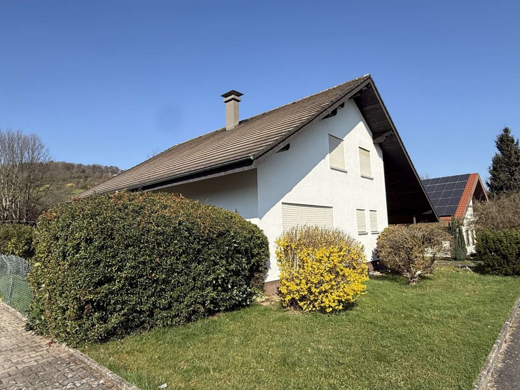 0573 Außenansicht links I