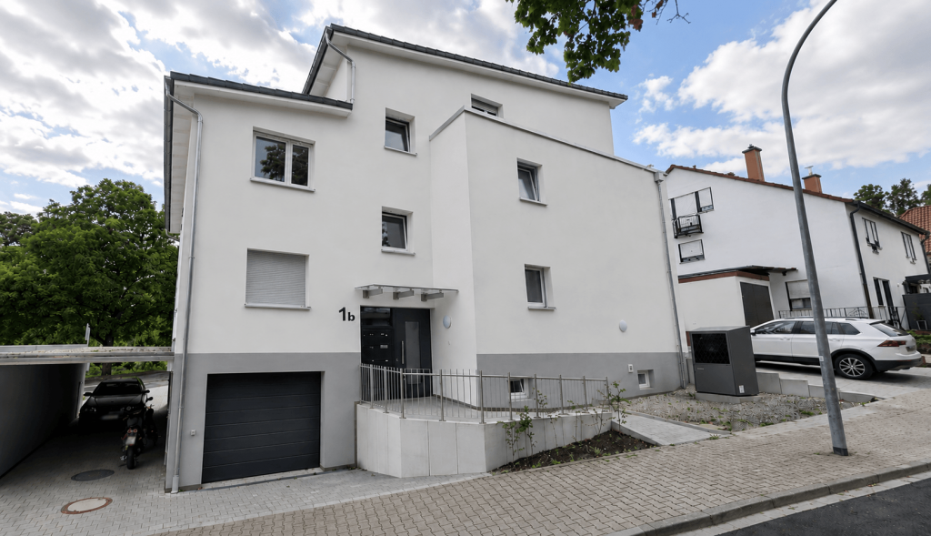 Penthouse-Traum in Gaggenau – Lichtdurchflutet, Modern & Nachhaltig