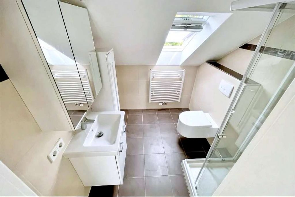 489 Badezimmer 2 I
