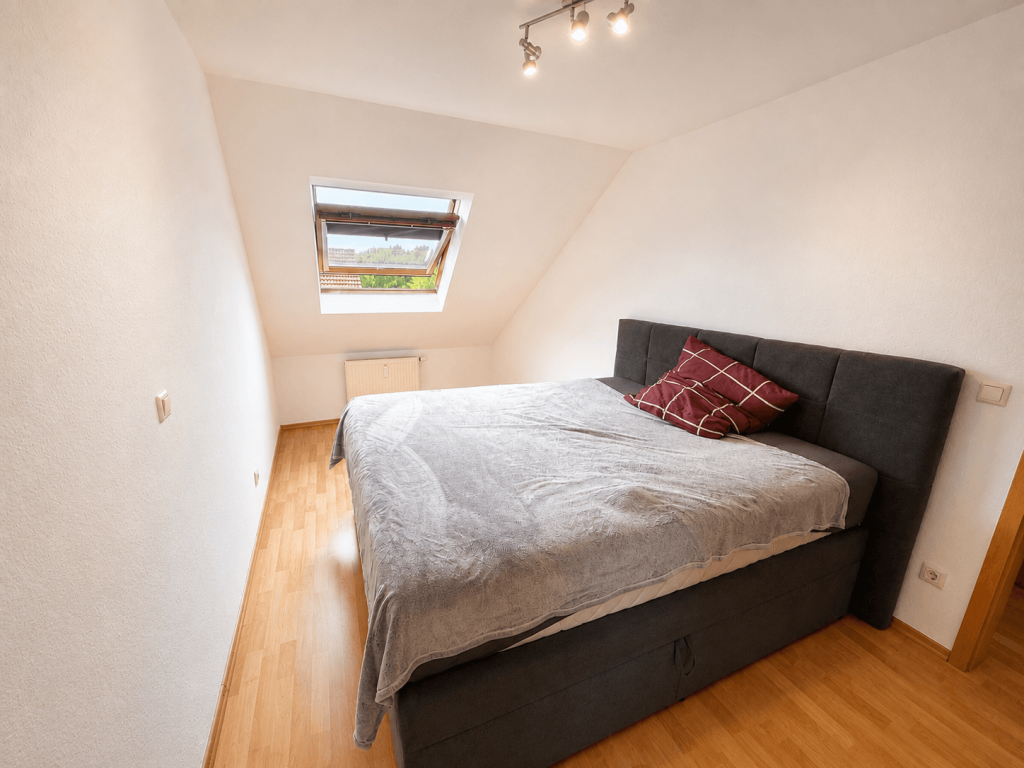 021-C15 Schlafzimmer I