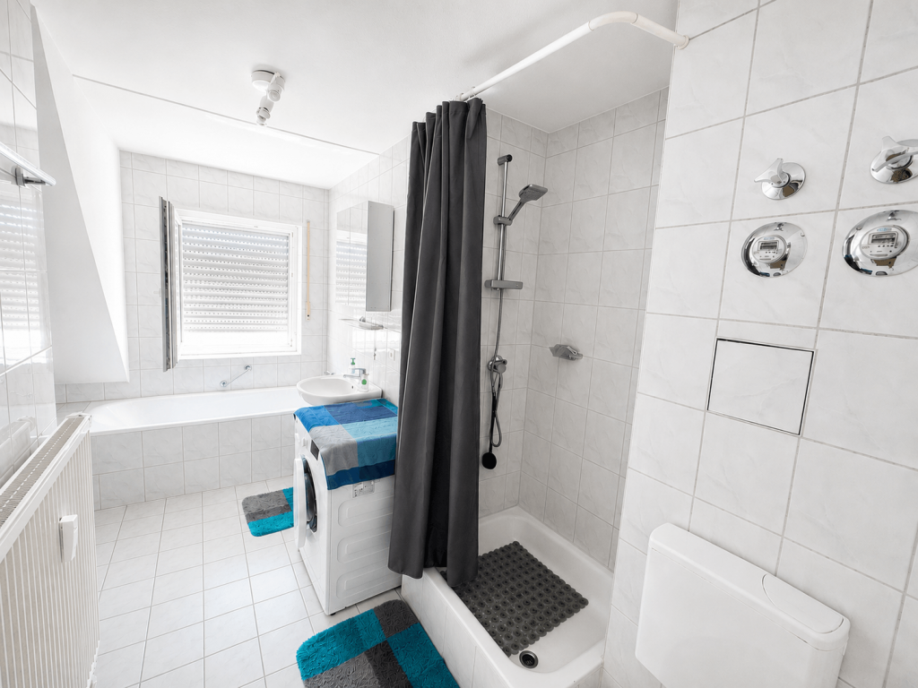 021-C15 Badezimmer
