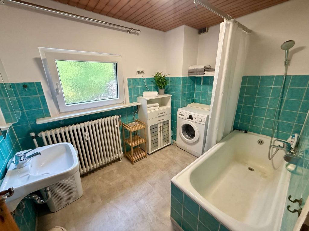 619 DG Badezimmer neu