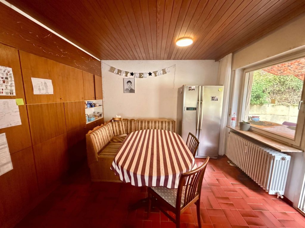 619 EG Esszimmer neu