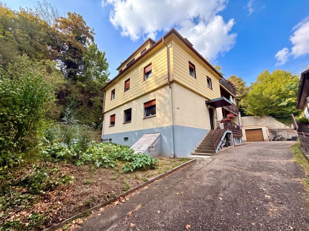 Voll vermietetes Mehrfamilienhaus mit Entwicklungspotenzial in gefragter Lage — Baden-Baden