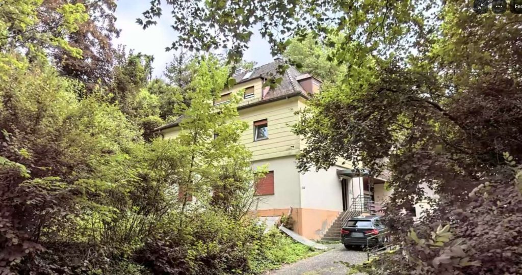 Voll vermietetes Mehrfamilienhaus mit Entwicklungspotenzial in gefragter Lage — Baden-Baden