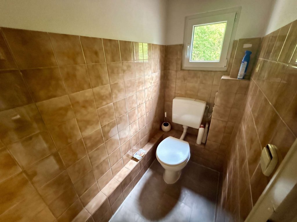 619 DG WC neu