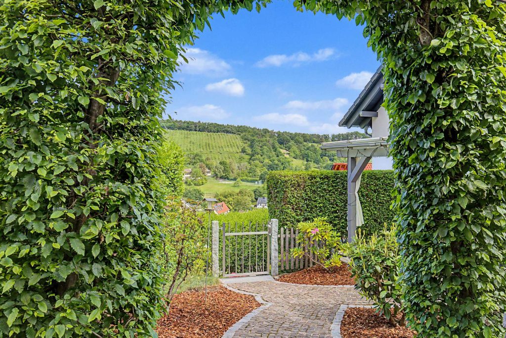 0410 Blick von Garten I