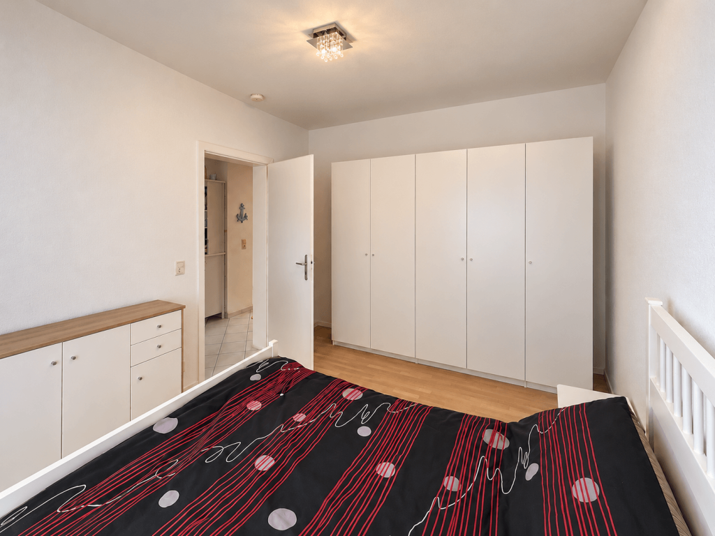 097-3-1 Zimmer 1