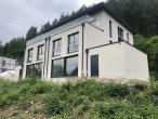 Großzügige Holzmassiv-Doppelhaushälfte direkt an der schönen Murg in Gernsbach - Aussenansicht